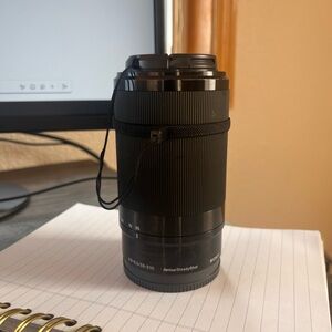 Sony E 55-210mm F4.5-6.3 OSS
Telephoto Zoom Lens.